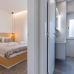 New By The Metro - 4e Apartamento *