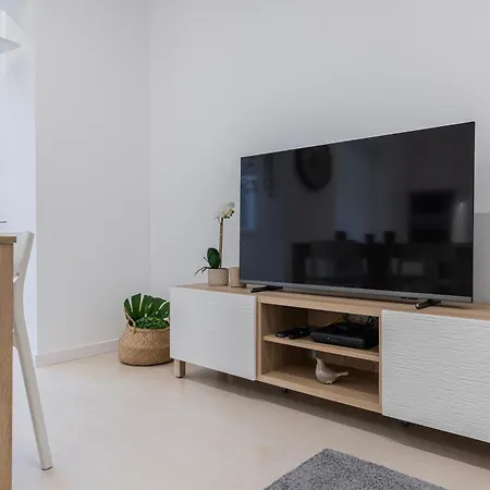 New By The Metro Iv Lisboa