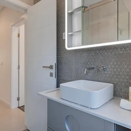 Appartement New By The Metro Iv Lisboa